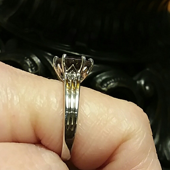 PURPLE MOISSANITE RING - Picture 4 of 8